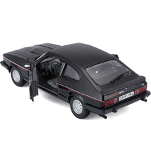 Load image into Gallery viewer, 1982 Ford Capri 1:24