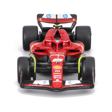 Load image into Gallery viewer, F1 Ferrari SF-24 Carlos Sainz - 1:43 Scale Model with Helmet
